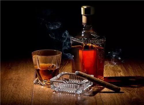 酒吧酒水基础知识大全,酒吧一般有什么样的酒水