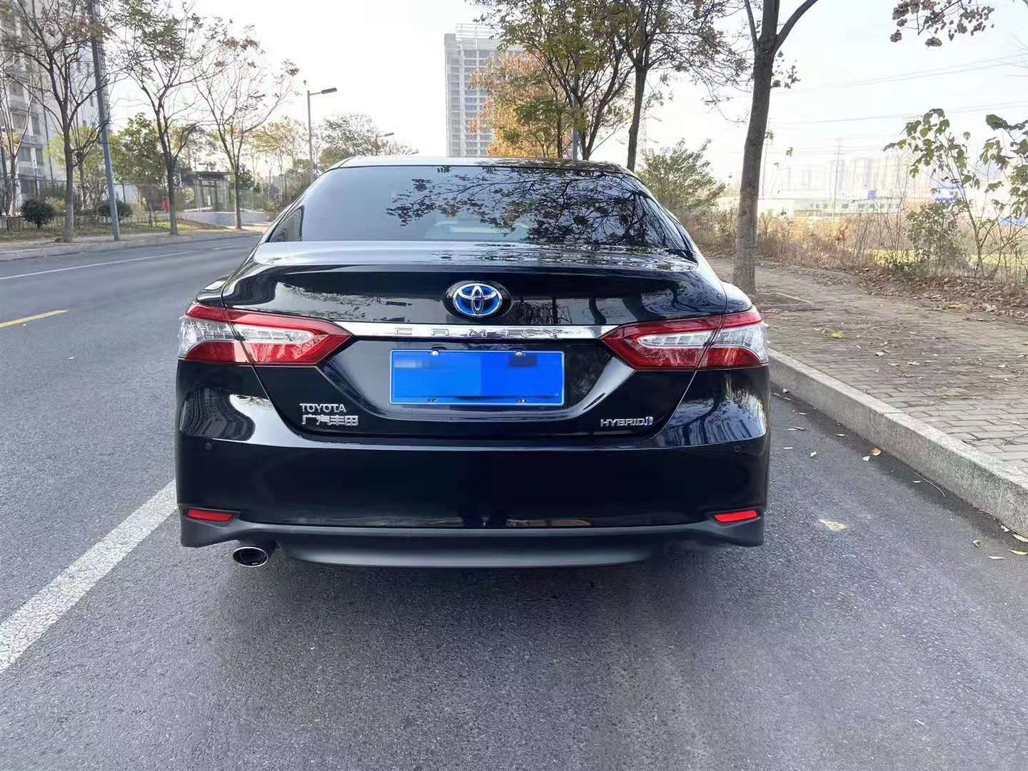 开了一年的凯美瑞卖掉,21款凯美瑞2.5混动值得买吗