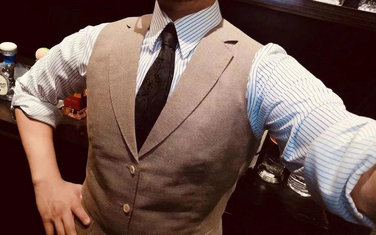 碟仕|023号调酒师Rex：我用唱片和酒把人与故事联结在一起