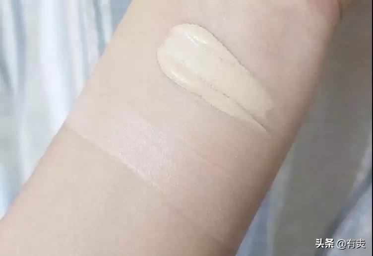 干皮、油皮、痘痘肌看过来！亲测不卡粉、不脱妆的粉底液指南！