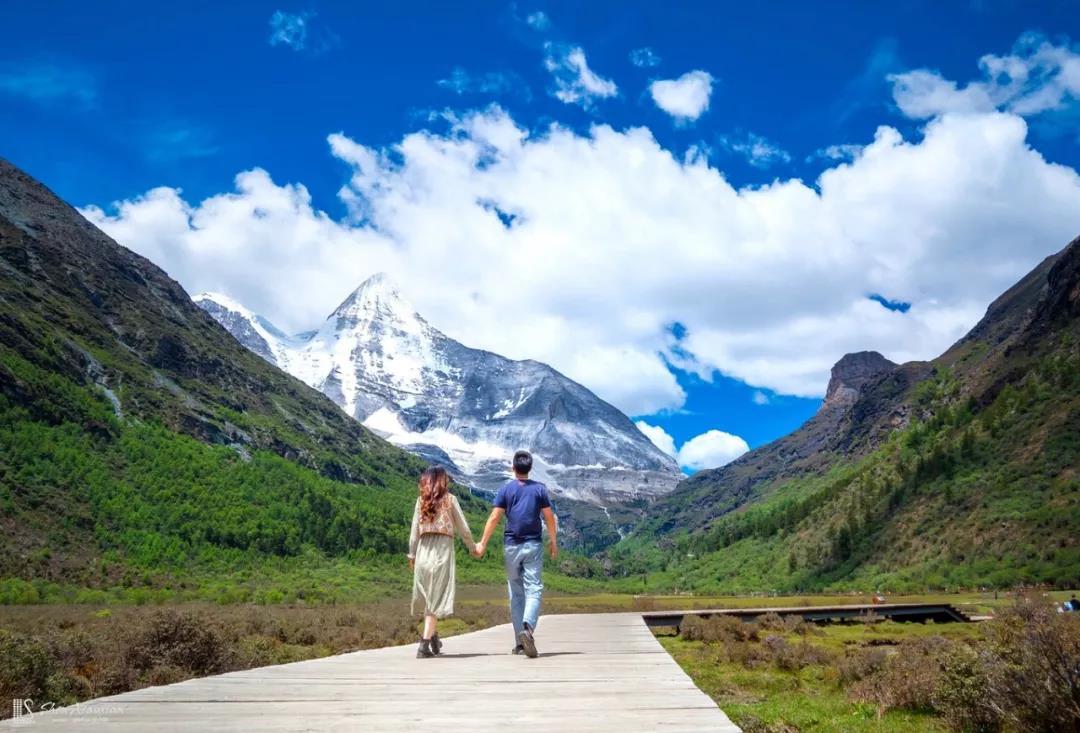 国庆旅游稻城亚丁自驾游最佳路线,国庆川西稻城亚丁风景区一日游