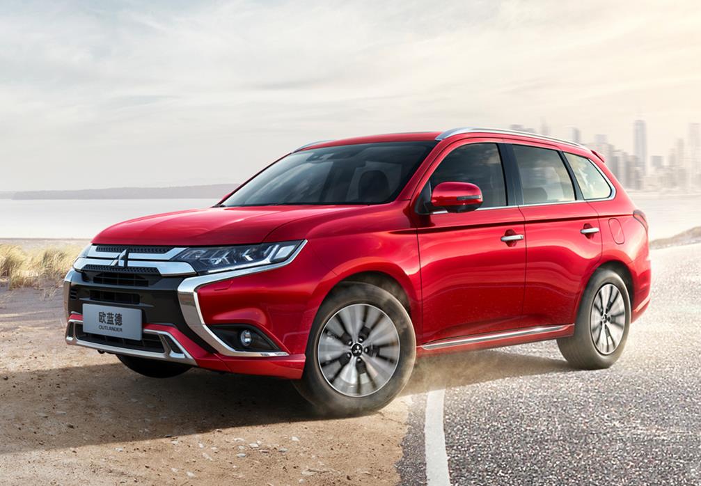 欧蓝德命真硬!月销稳在4296台,网友:大排自吸+四驱,快稀缺了