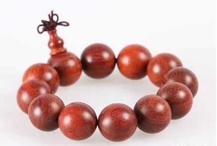 文玩药片和珠子有什么区别吗,文玩圈里的药片