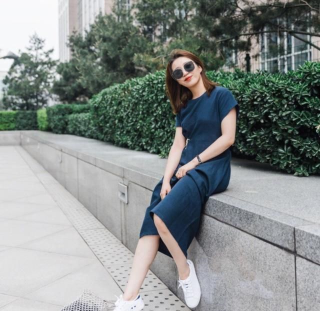 什么女人不宜穿小白鞋,建议女人穿什么小白鞋好看