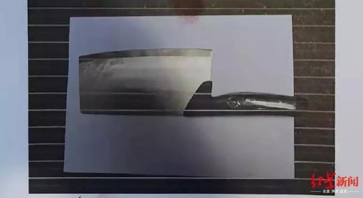 真是服了!高空抛物又来!贵州一女子小区散步,“钢琴”突然从天而降!结果......