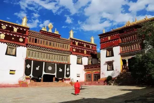 稻城亚丁白云,稻城亚丁风景没有想象中的那么美