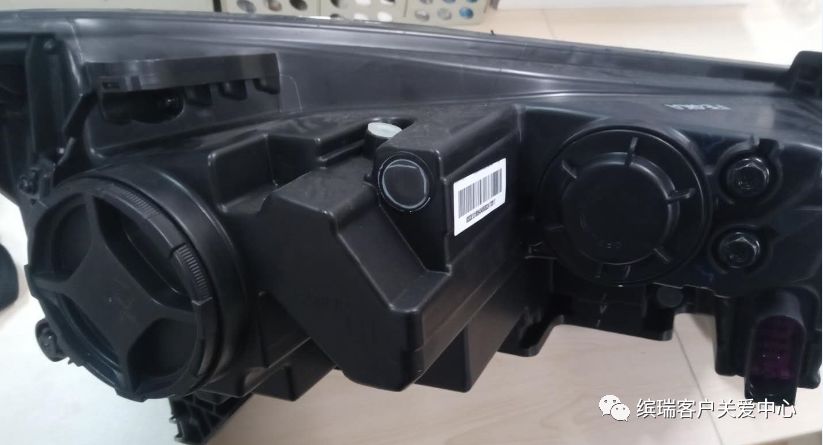 前大灯起雾是质量问题吗,前大灯起雾怎么回事