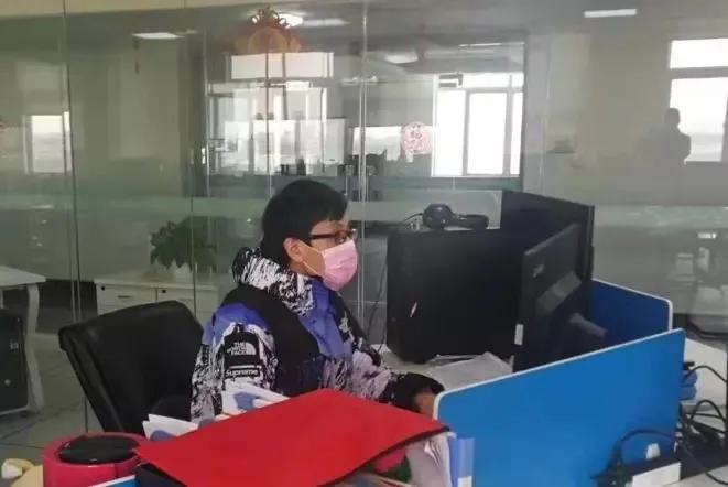 湖北卫视致敬,广电致敬春节坚守岗位的人