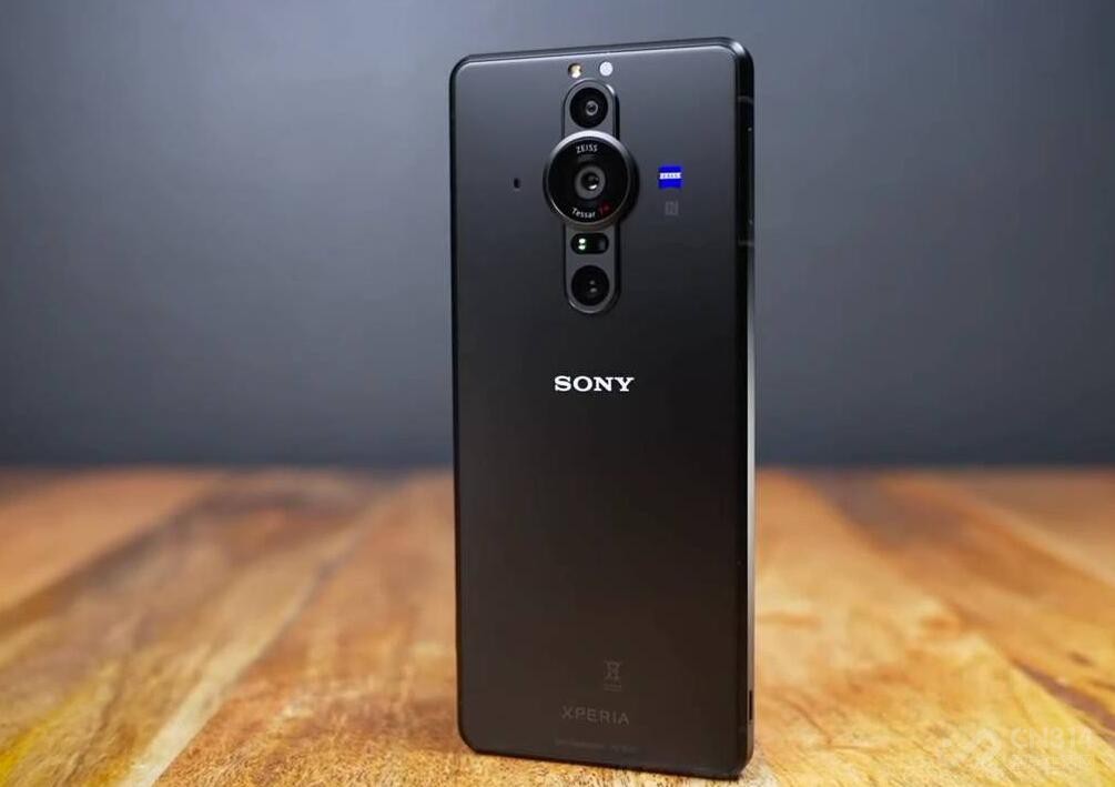 索尼新一代大底主摄,索尼一英寸大底的手机