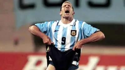 凯恩帽子戏法拜仁大胜多特,哈里凯恩点球帽子戏法