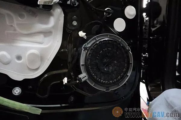 标致2008如何更换鸣笛喇叭,标致2008改装音响不响