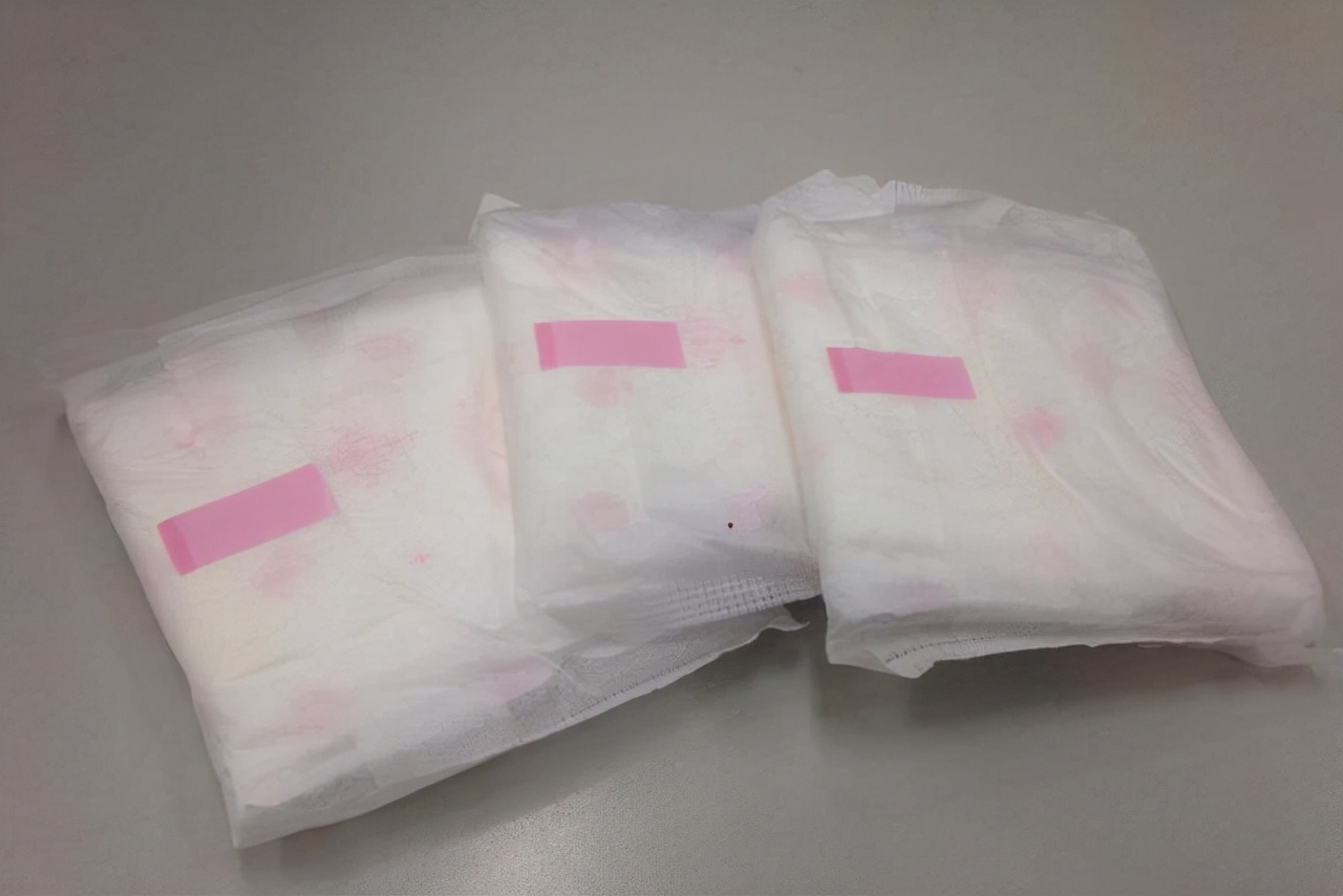 月经期间用卫生巾和棉条一样吗,来例假用棉条还要用卫生巾吗