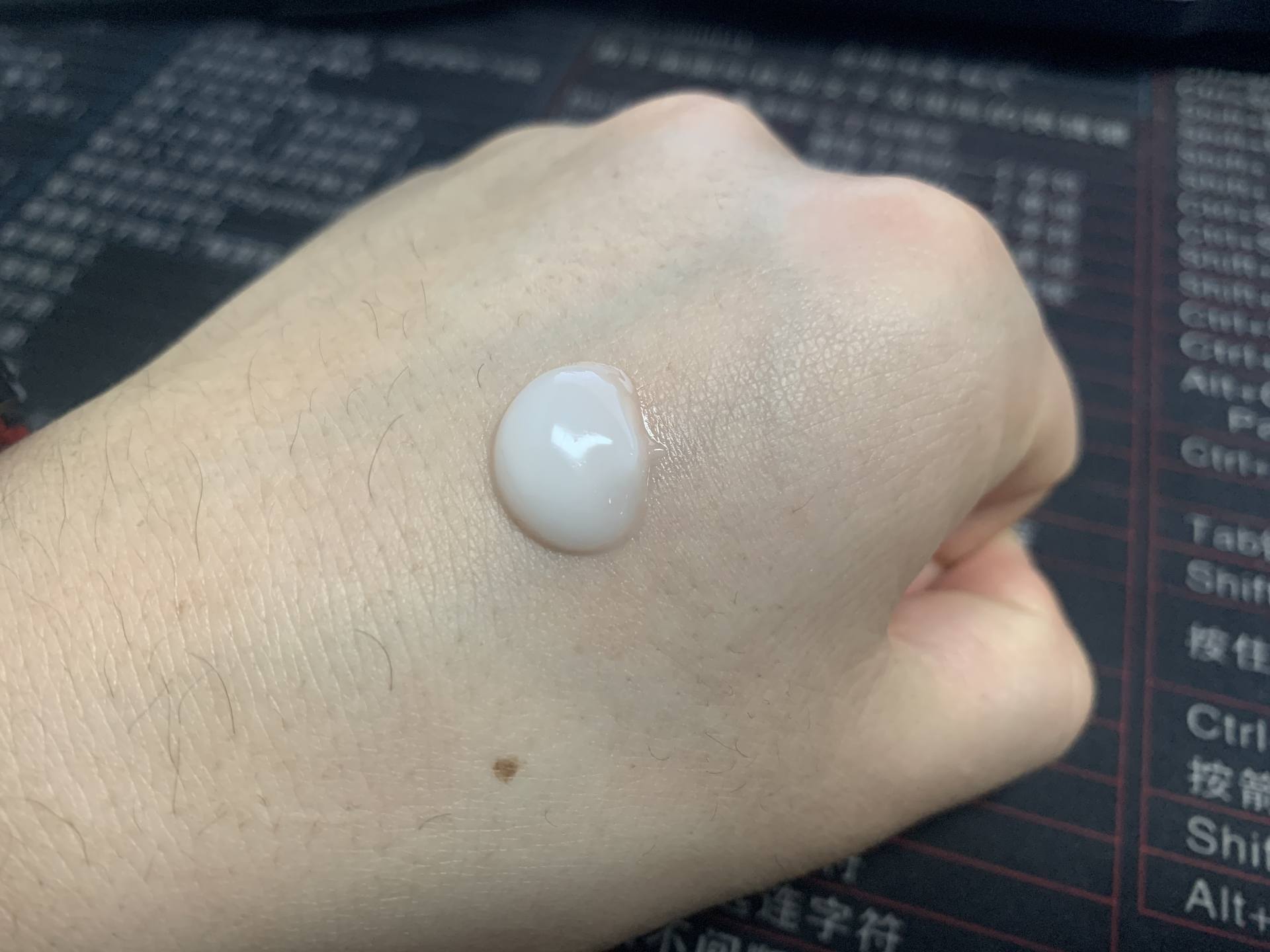 男士保湿补水控油推荐排名第一,男士控油保湿留香平价推荐