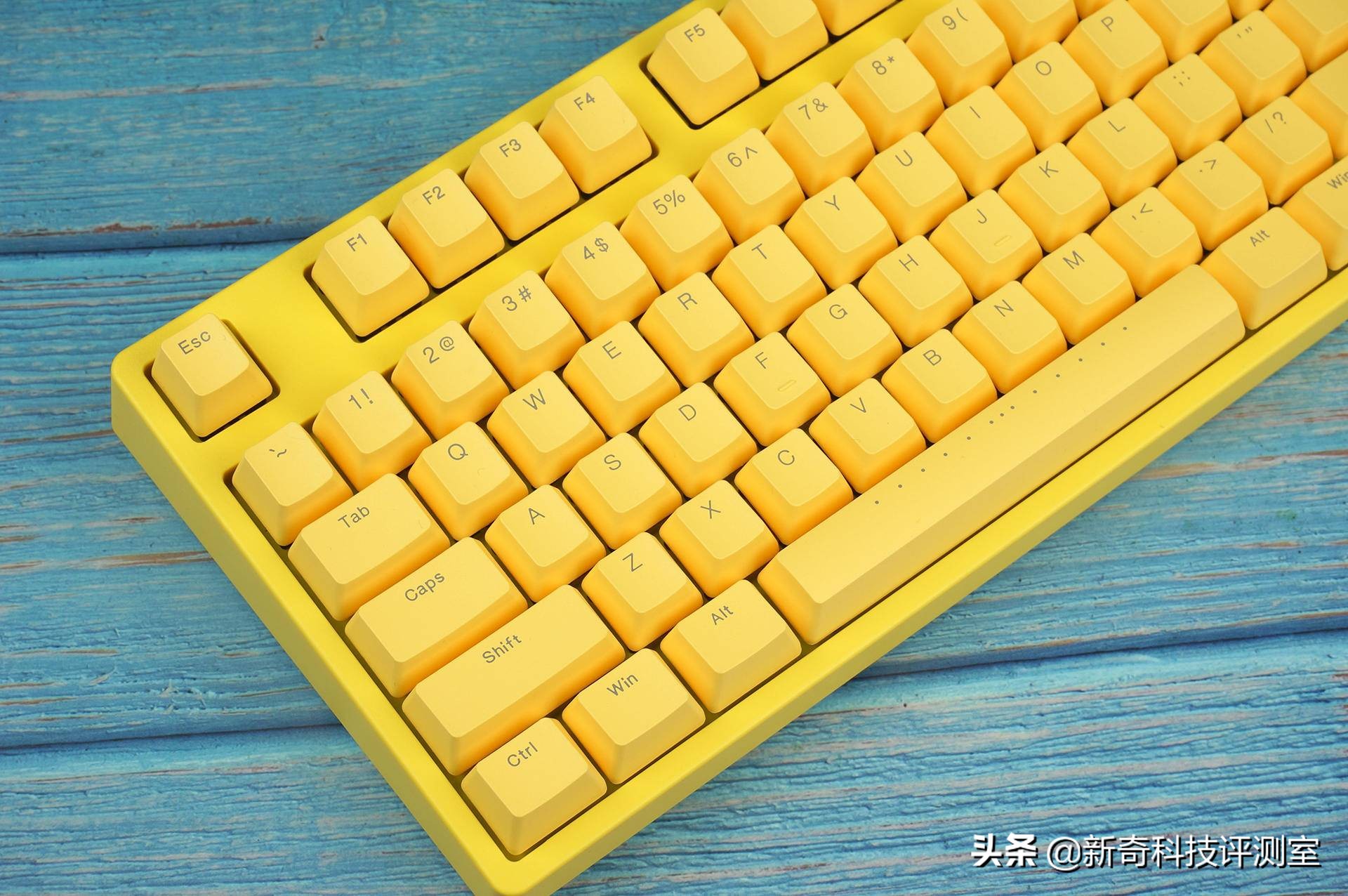 ikbc键盘w200评测,ikbc无线机械键盘w200深空灰