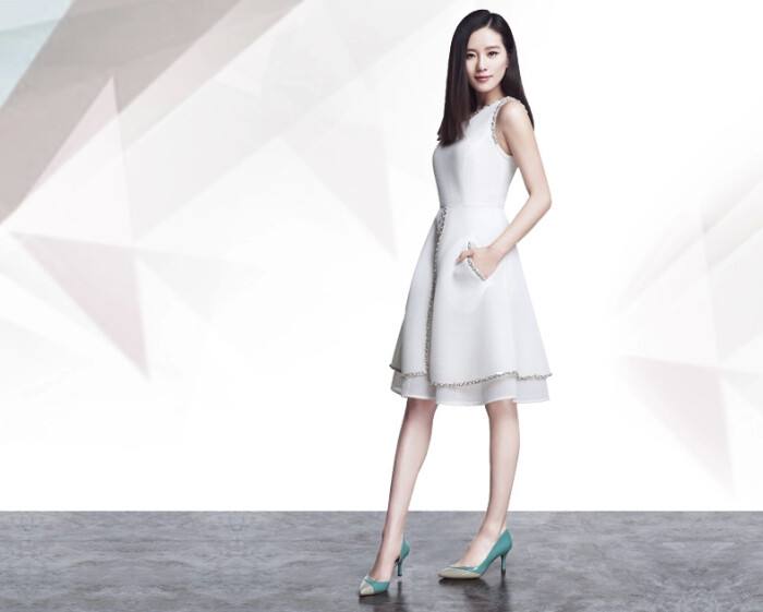 达芙妮退出实体店了吗,达芙妮鞋还存在吗