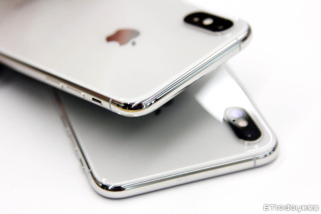 苹果xsmax白色真机图赏,iphonexsmax怎么看起来有高级感