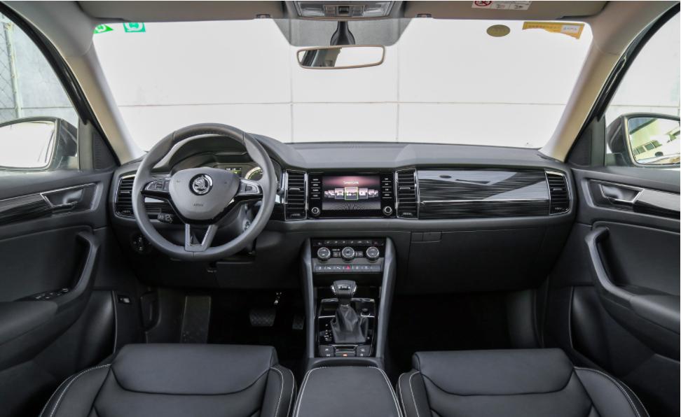 退休后想买个车哪款合适,退休自驾游30万元suv推荐一下