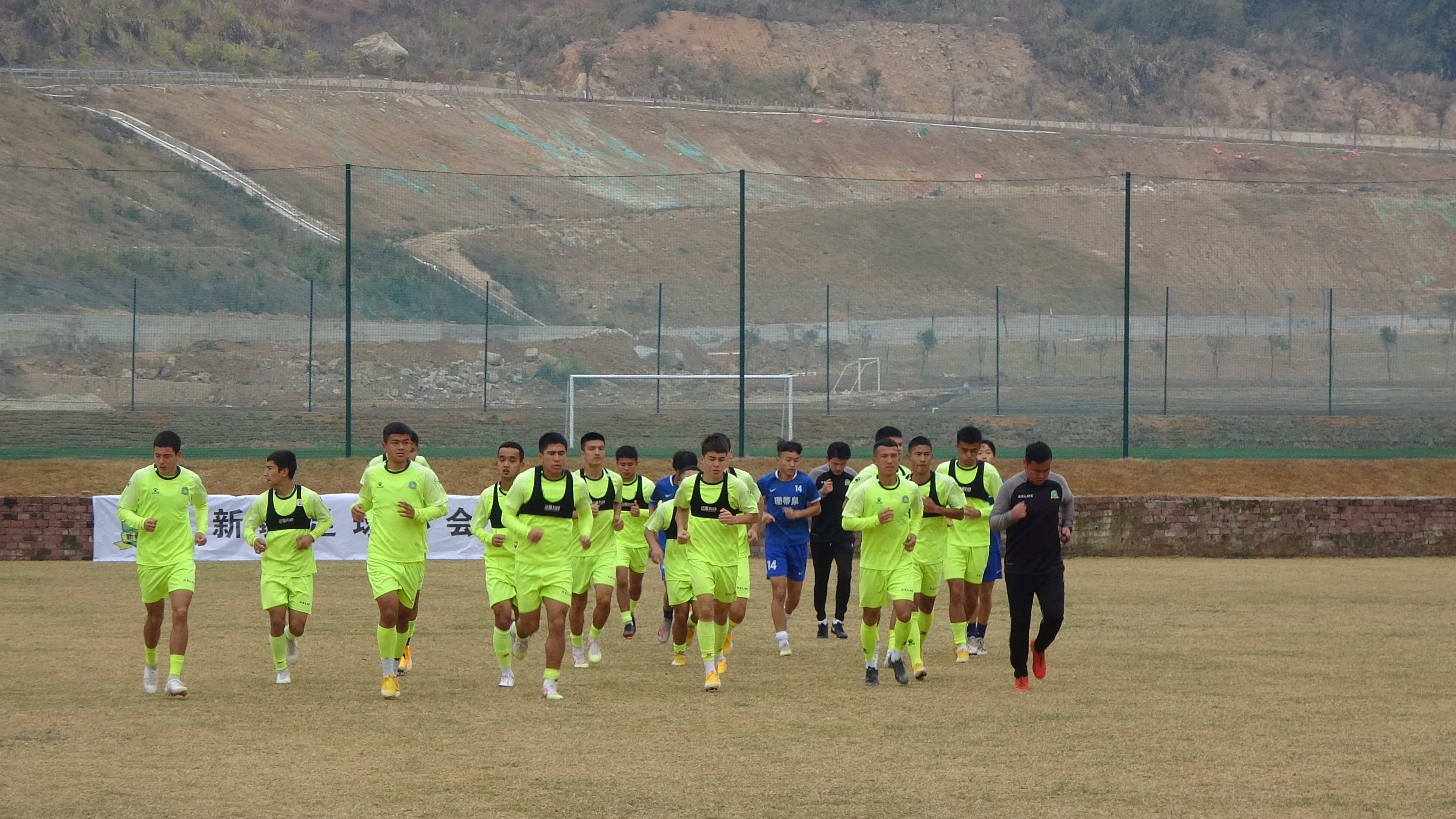 细节!心态!严谨!全运会U18资格赛首轮*疆新**7比0大胜背后的故事