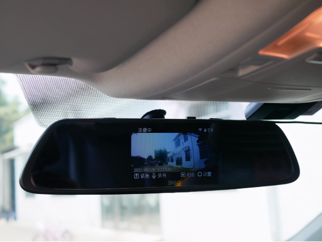 行车记录仪发生刮擦为什么没有了,行车记录仪倒车摄像头坏了