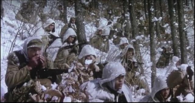 长津湖电影让人泪目,长津湖一部细节满满的剧