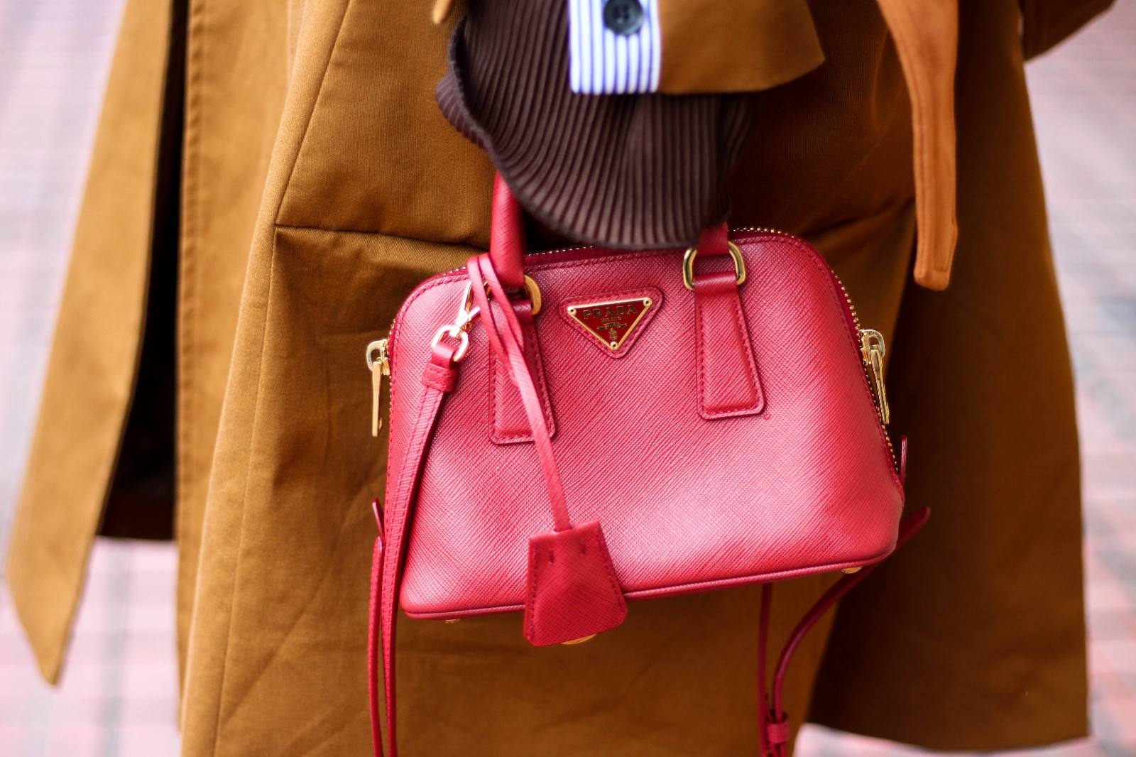 你喜欢包包么有哪些包包值得推荐,买大牌包包给你们实实在在的好处