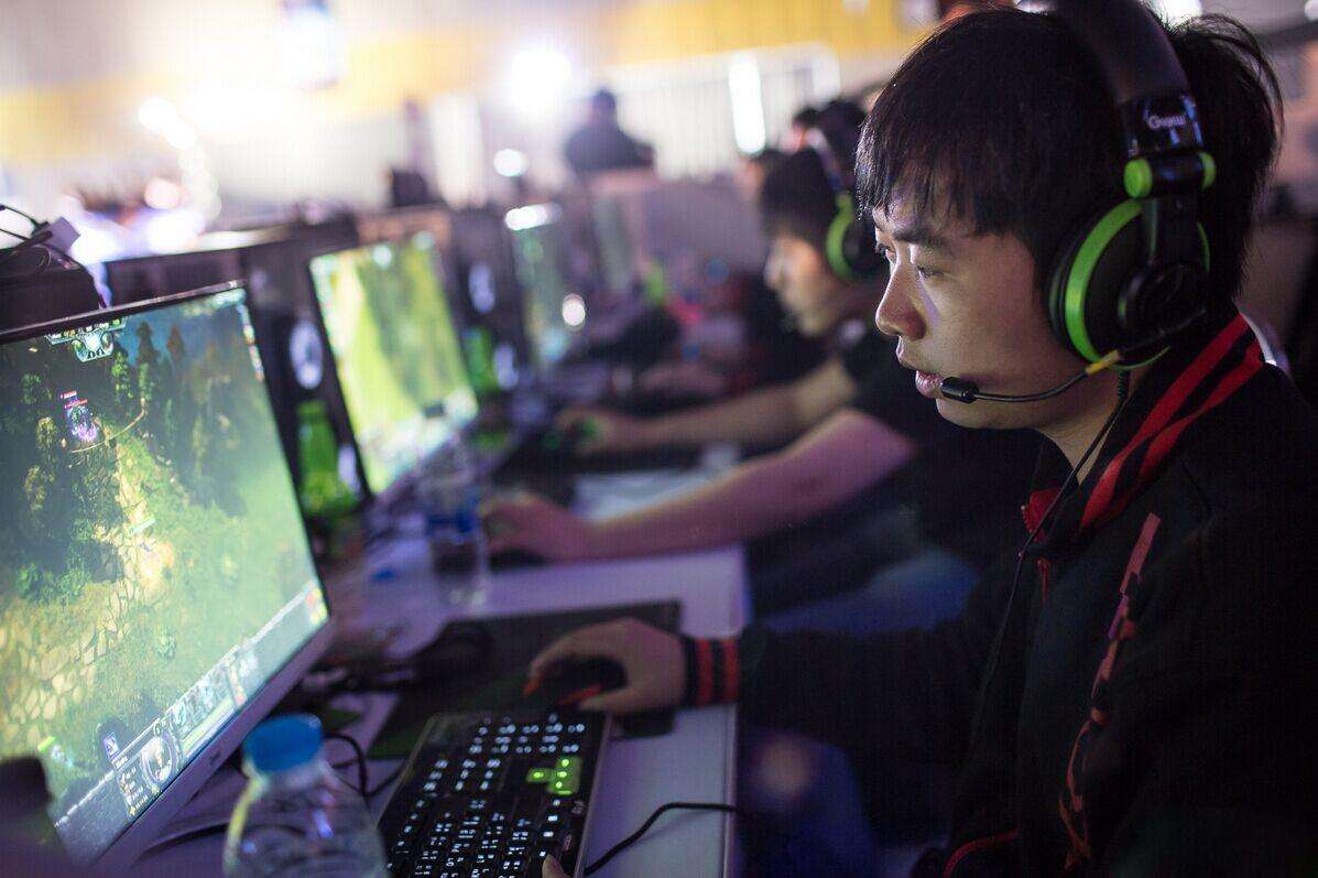 爱打游戏的男友还有必要在一起么,遇到喜欢打游戏的男朋友怎么办