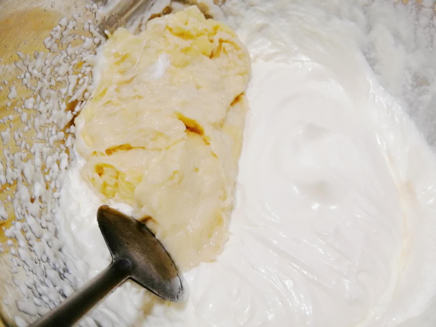 榴莲千层是用什么做的,榴莲千层放冷冻还是冷藏