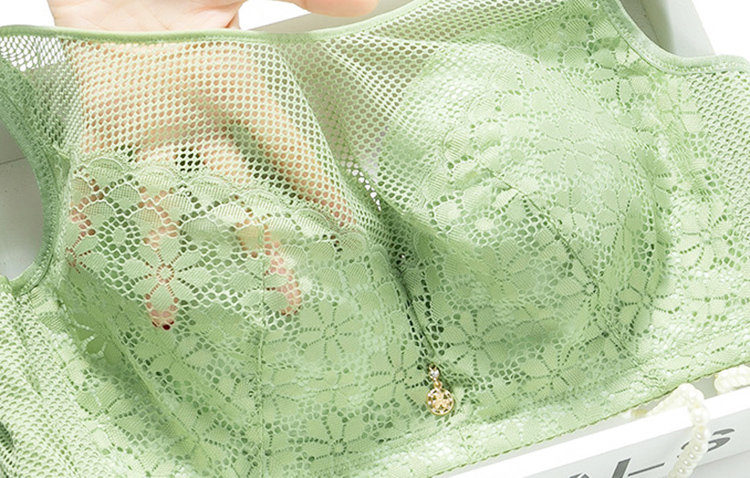 显胸小超薄款胸罩防下垂四排扣,显胸小超薄款胸罩防下垂美肩