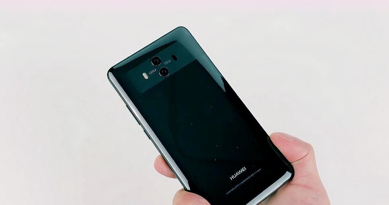 华为最佳旗舰机mate10保时捷版,老旗舰机华为mate10还值得购买吗