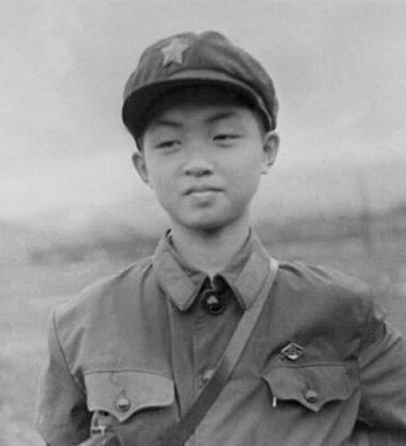 金星2015年的一次颁奖晚会,金星在达沃斯论坛获奖