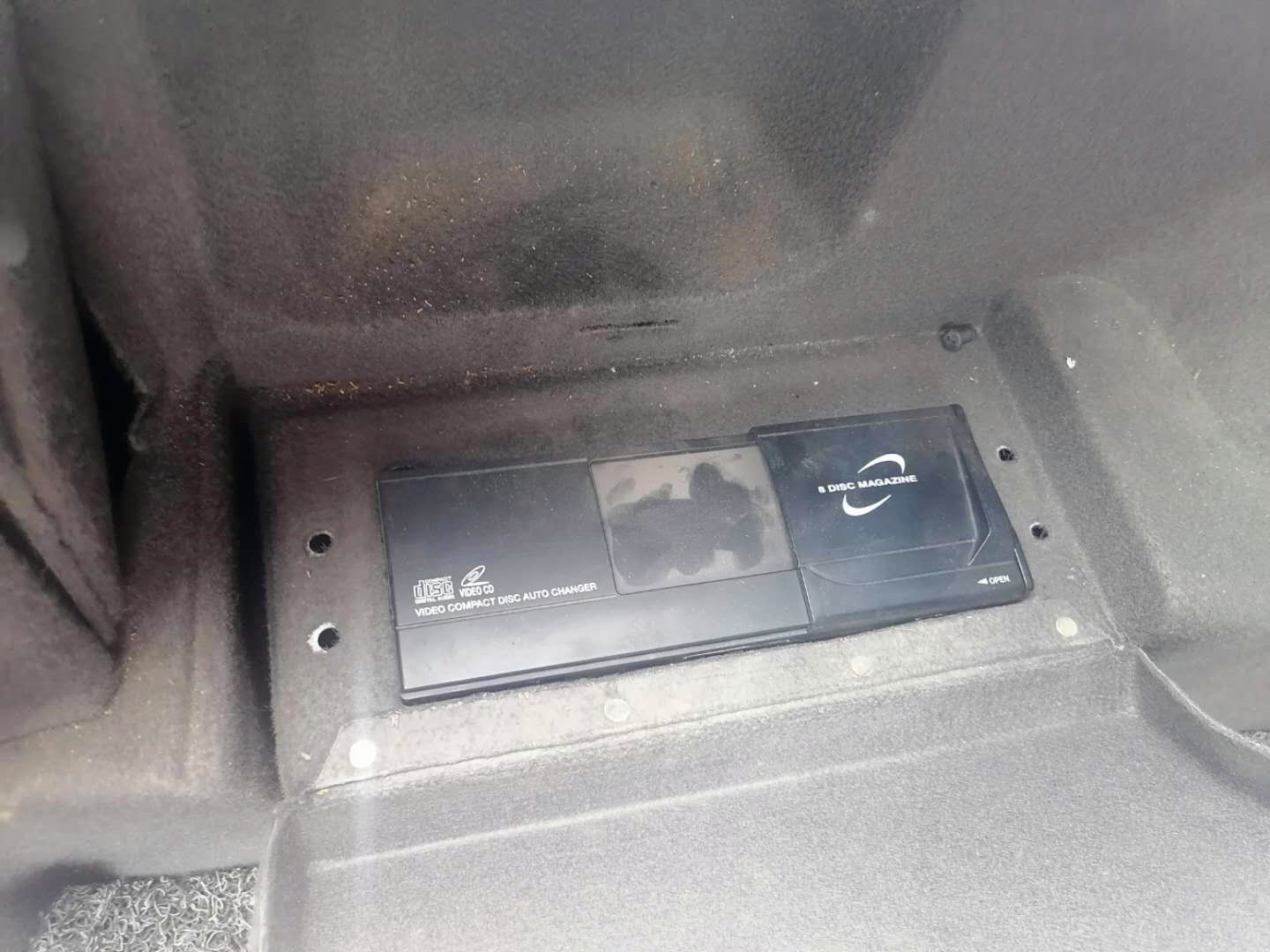 曾经的国民神车如今堆积成山,曾经的一代神车现在怎么样了