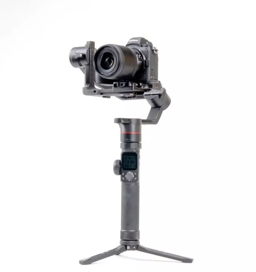 飞宇ak4000与4500对比,飞宇Ak4000稳定器相机连接