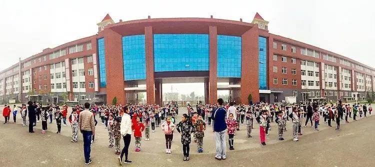 保定贺阳外国语学校衡水一中分校,保定贺阳衡水一中保定分校招生