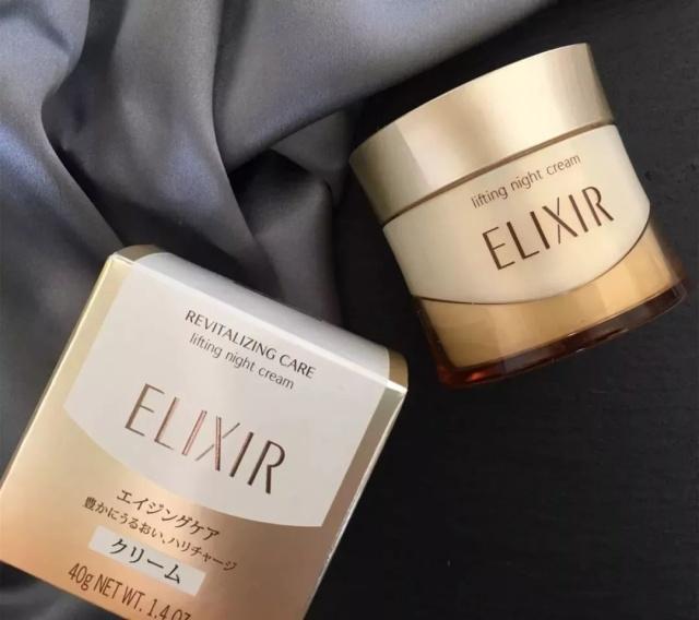 中老年秋冬滋润面霜哪款好一点,秋冬保湿滋润面霜排行榜最新款