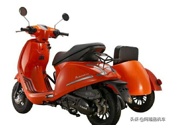 售价9800元,环爵HJ125边三轮,无级变速采用主流风格!