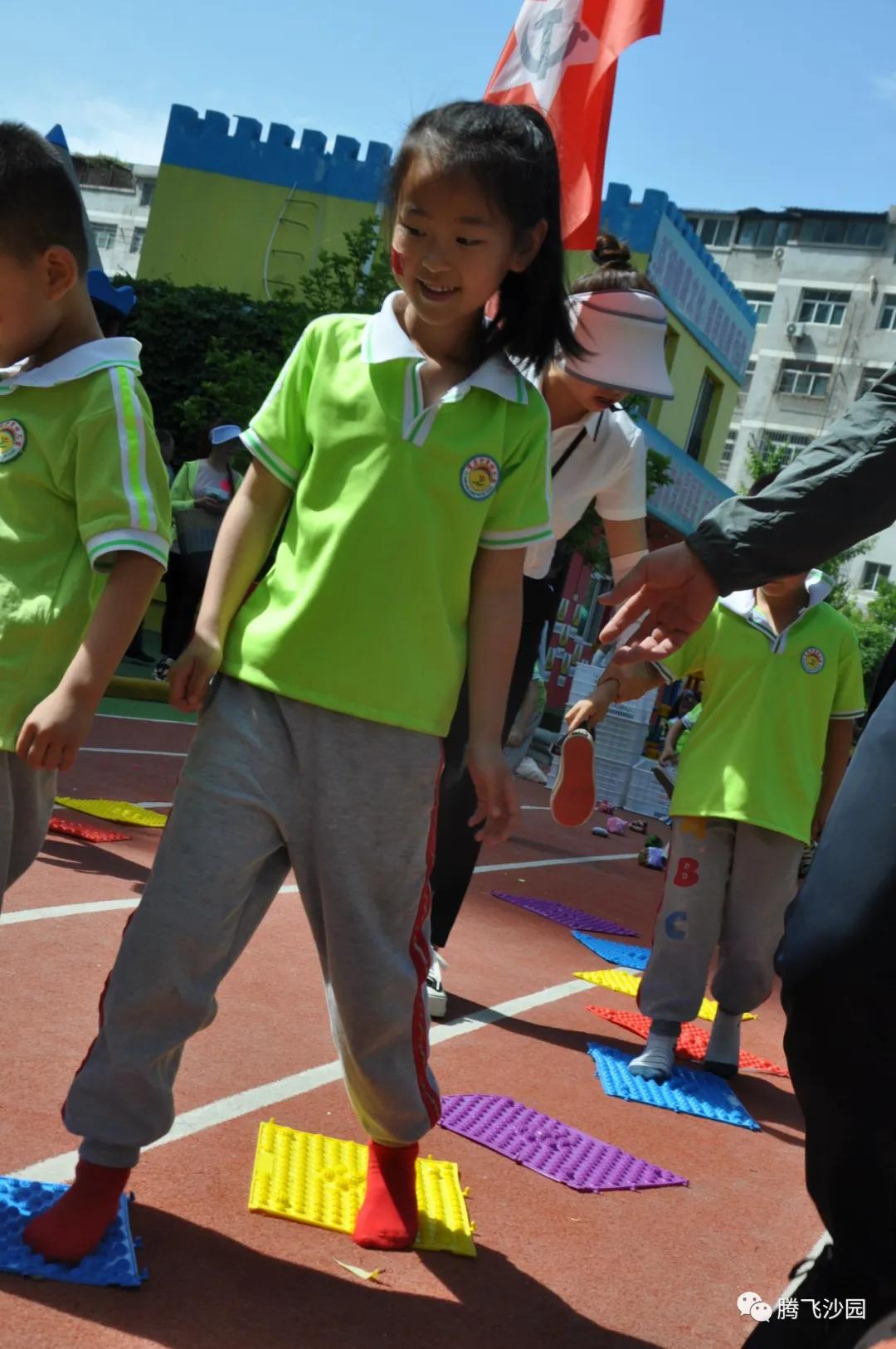 幼儿园我是小红军重走长征路游戏,小班重走长征路闯关游戏