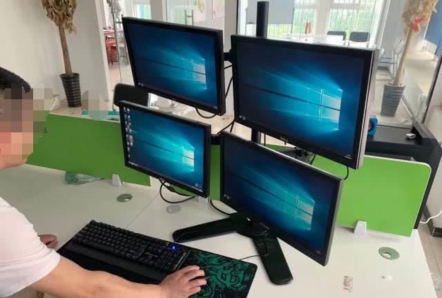 多屏炒股显示器组装,一台主机四台显示器