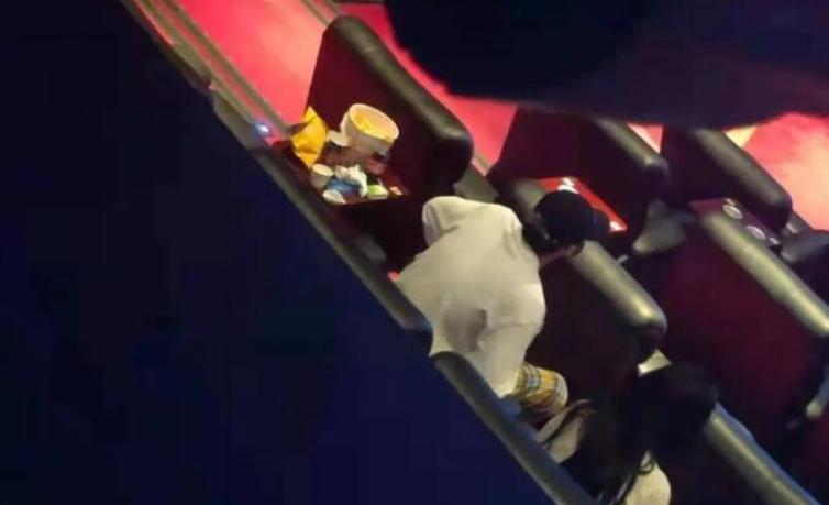 吴亦凡事件当时微博热搜,吴亦凡事件是怎么回事来龙去脉