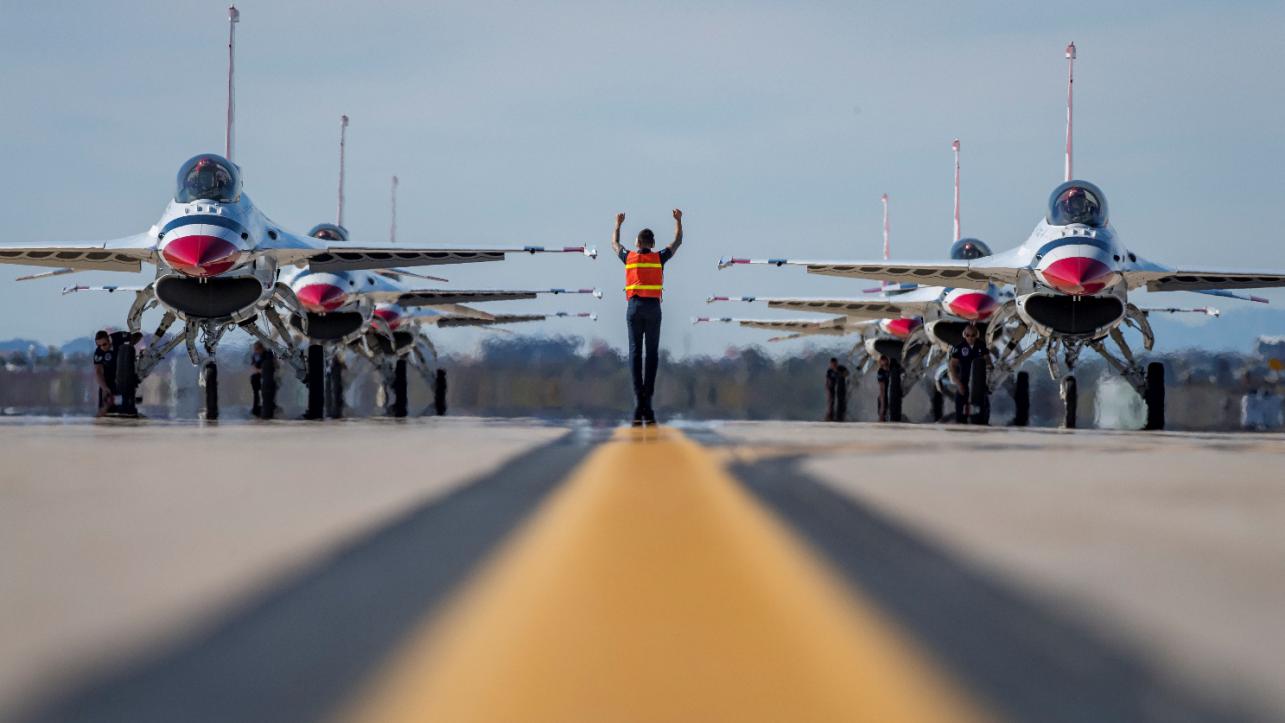 国庆节飞机空中表演,国庆飞行入口