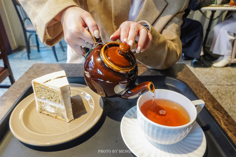 首尔圣水洞oliveyoung,韩国首尔广场打卡景点