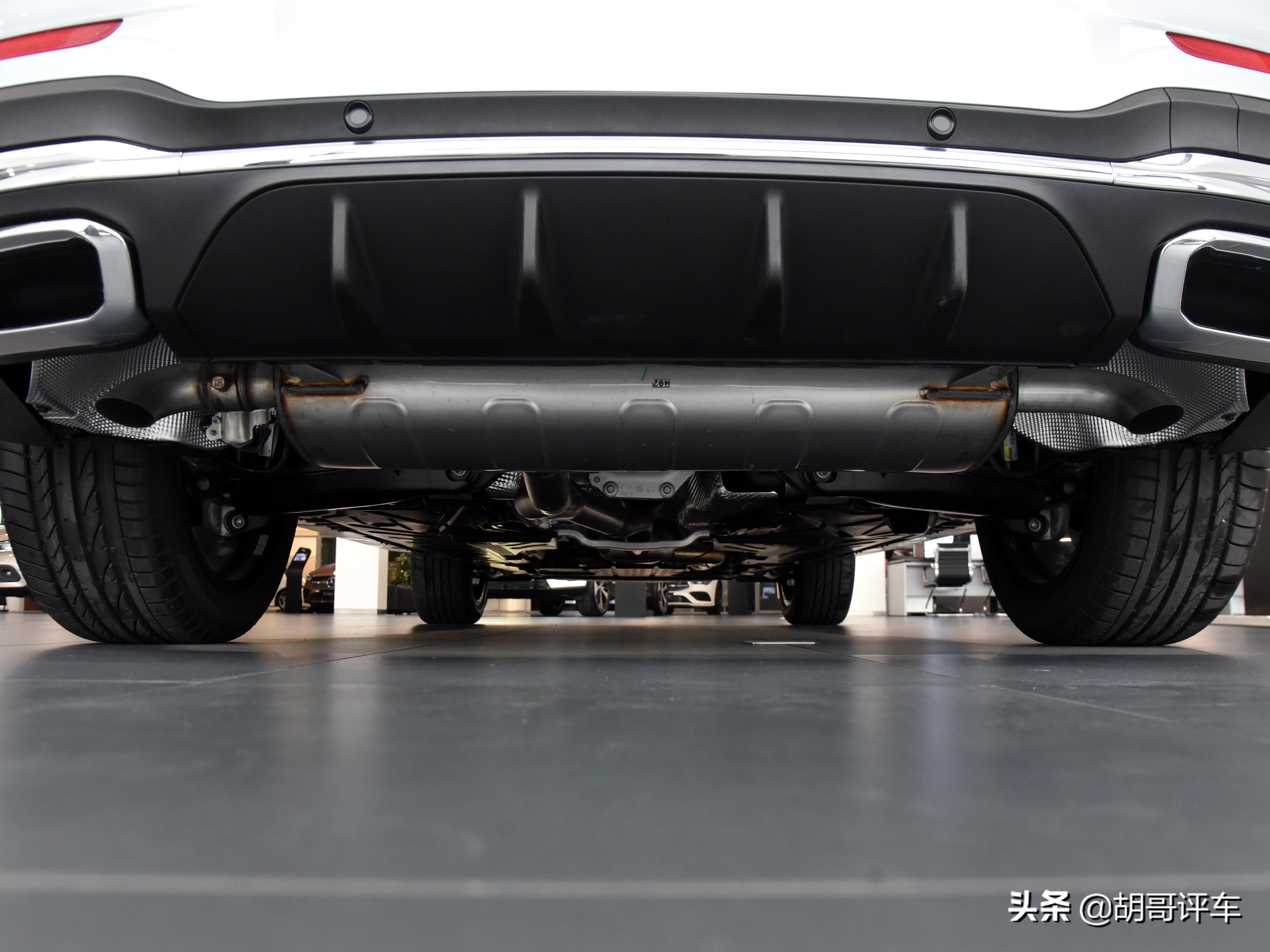 2.0t的奔驰glc油耗图片,奔驰glc动力197马力与258马力的区别