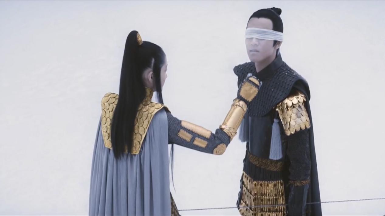 画皮2周迅第二次给公主换皮,赵薇周迅画皮水中换皮花絮