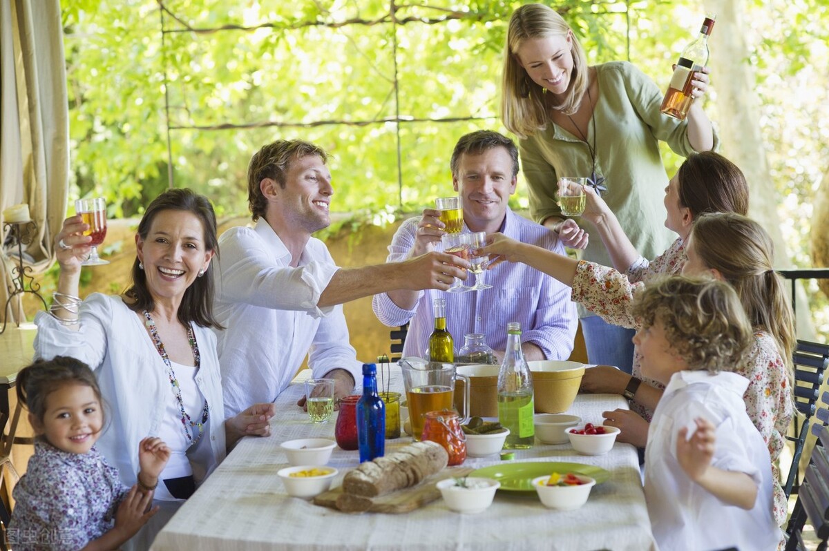 同学晋升职务请客通知,同学提拔了怎么祝贺