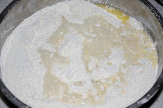 炸油条酥脆的秘诀,教你一个炸油条的方法