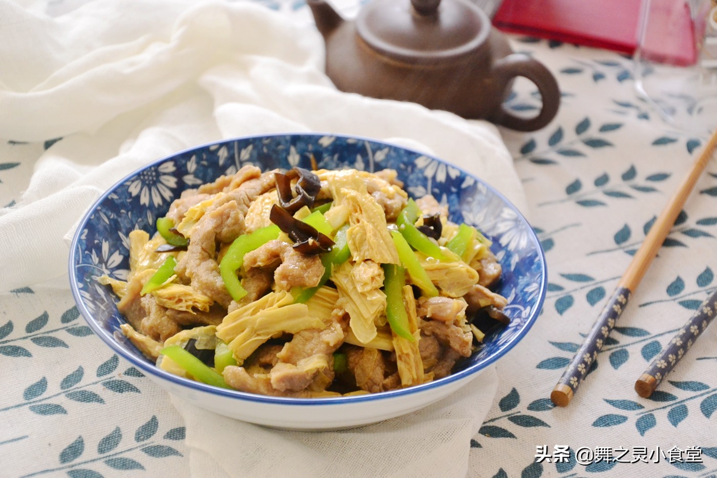 泡发腐竹有窍门,泡发腐竹用凉水还是热水