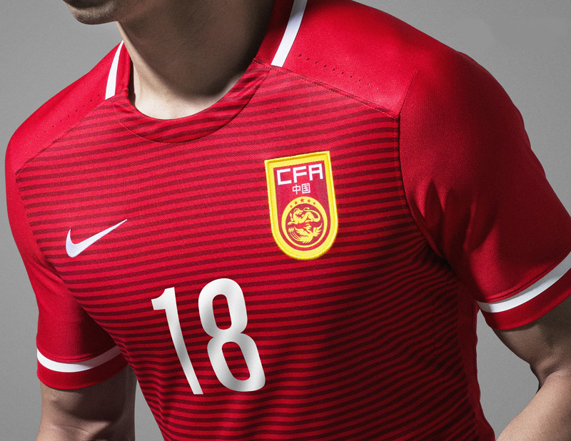 耐克发布中国队球衣,看了国足与越南后感受