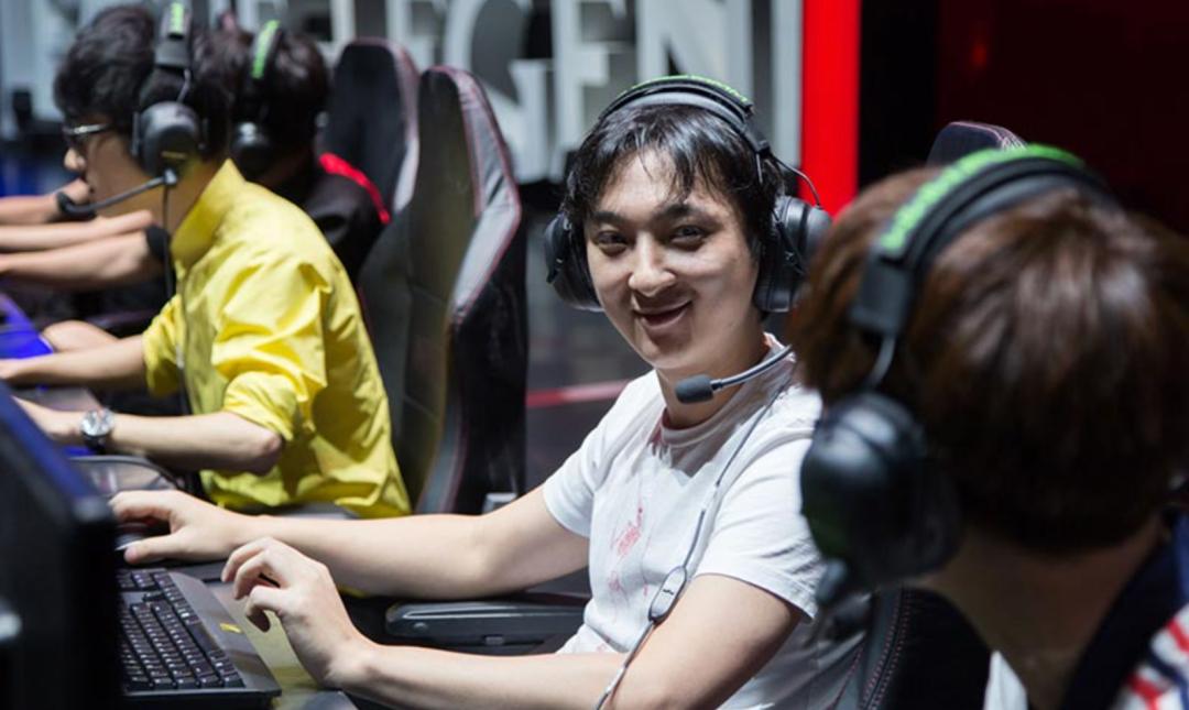 王思聪传统男人gif,传统男人特点