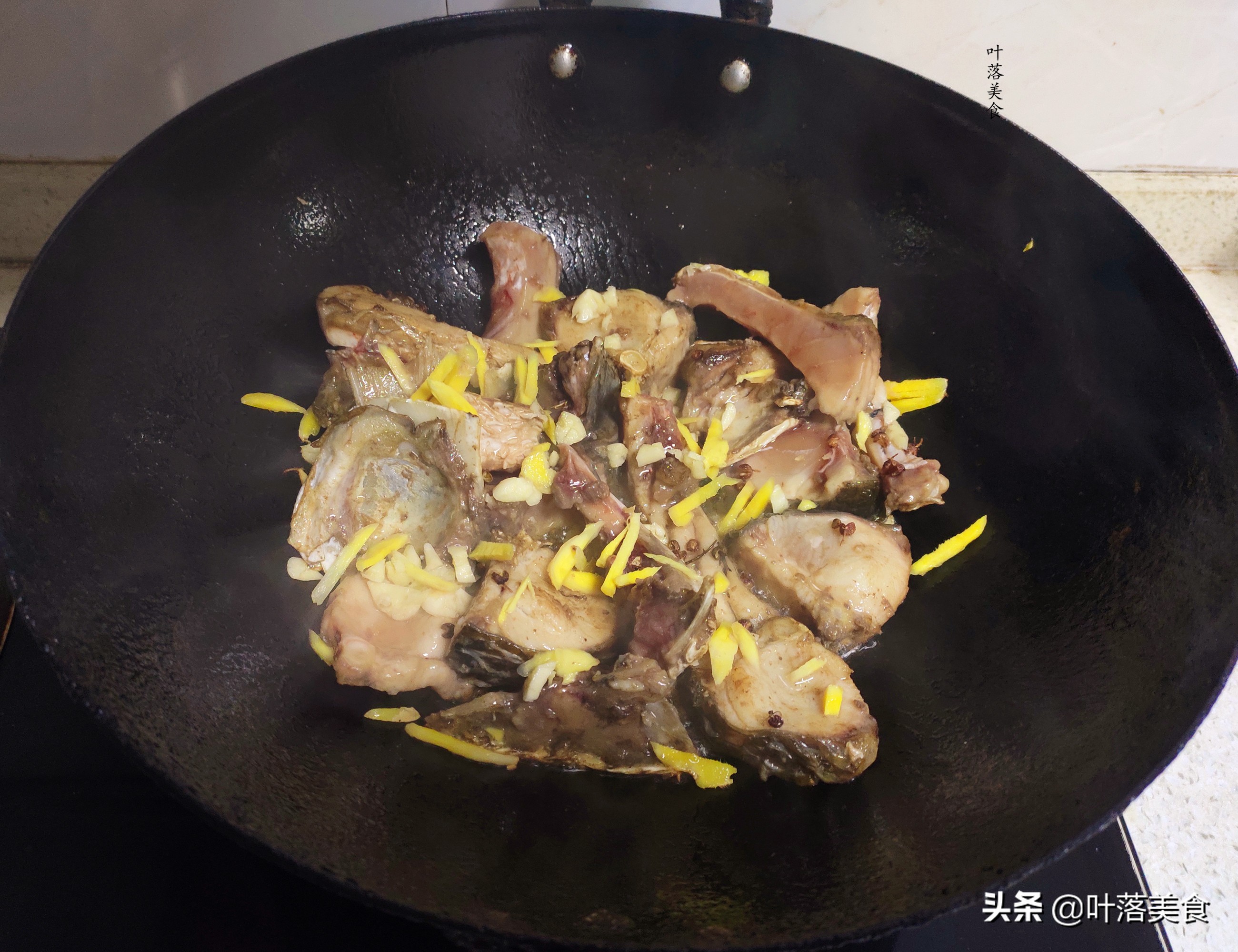 怎样做草鱼鲜嫩又入味简单又好吃,这样做的草鱼鲜嫩又入味还没腥味