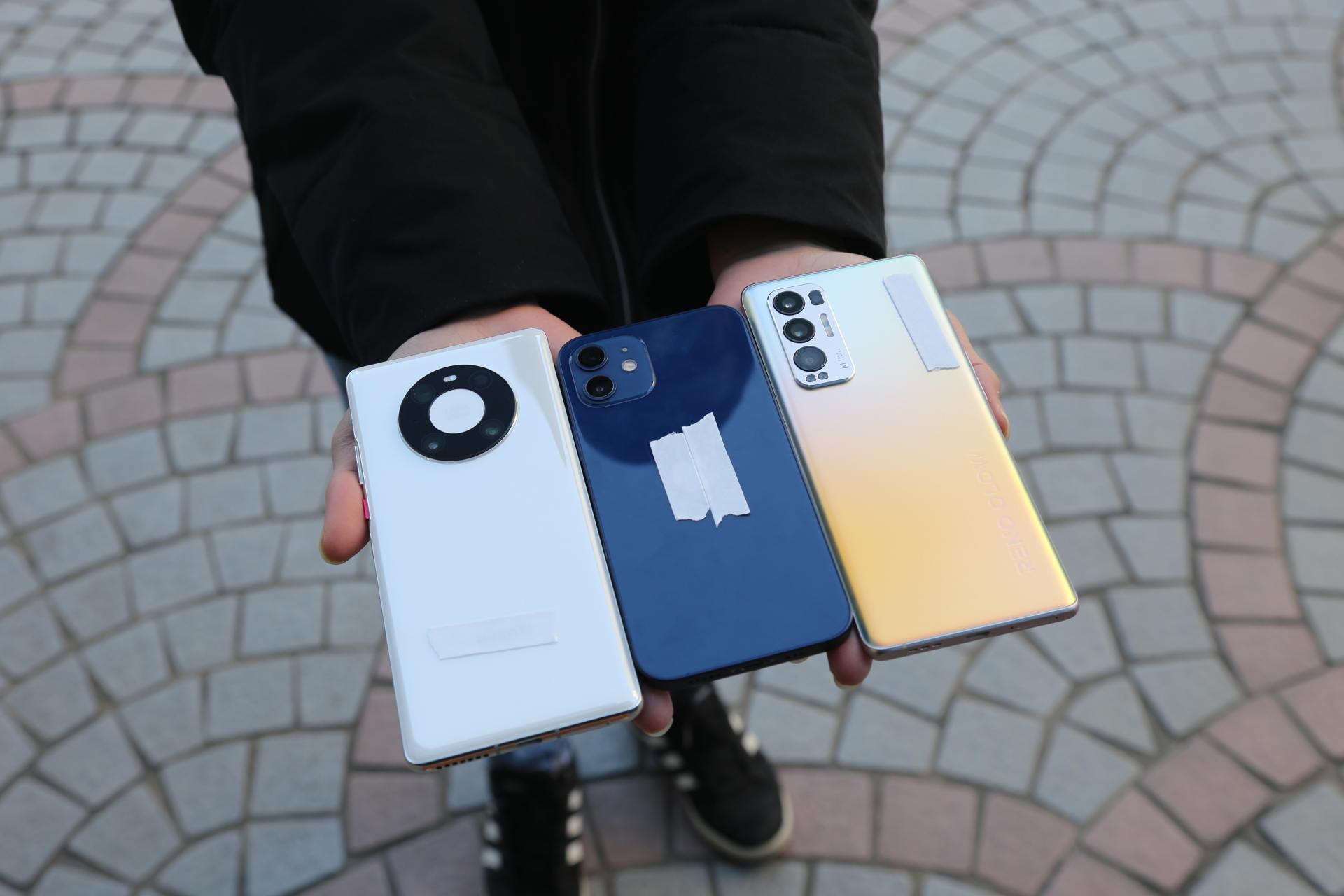 街坊之手机颜值篇：OPPO华为苹果，谁是街头最靓的“仔”？