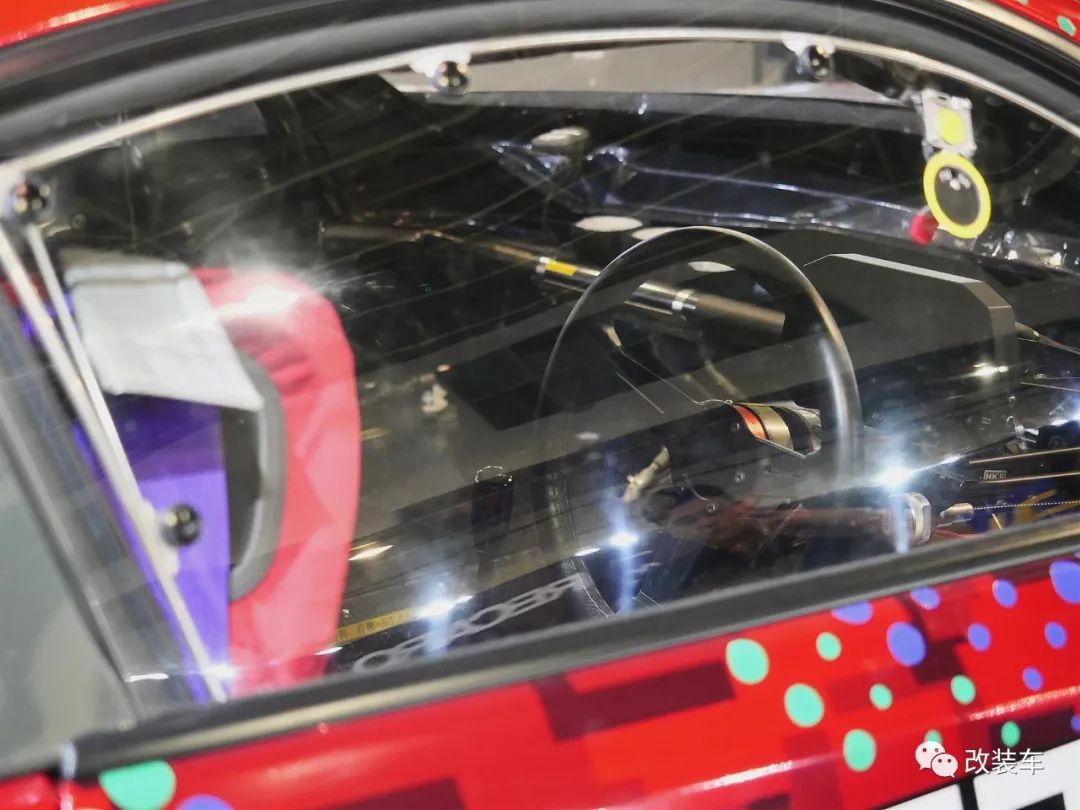 改装车聚会,改装车齐聚车展